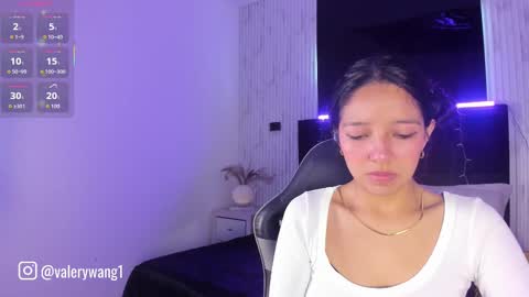 Snapshot of valery_wang chatting on September 17, 11:56 am Val online show from September 17, 11:56 am