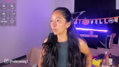 Snapshot of valery_wang chatting on October 8, 11:30 am Val online show from October 8, 11:30 am