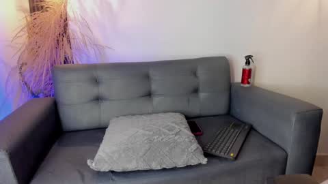 call me Maria online show from January 14, 3:32 am