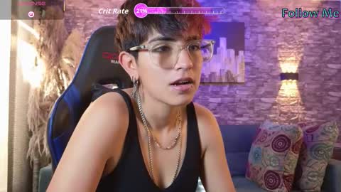 Snapshot of valeryevansvg chatting on December 15, 1:59 pm Valery online show from December 15, 1:59 pm