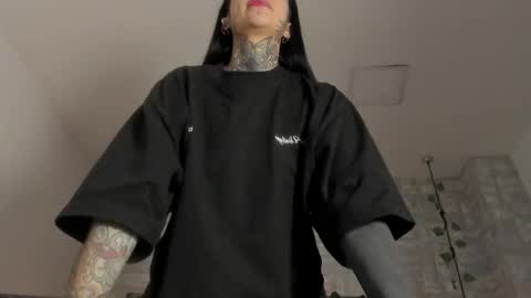 valerykat_ online show from November 7, 11:10 am