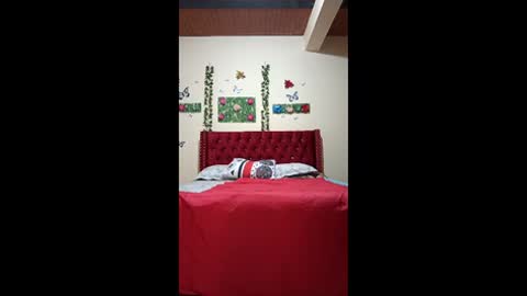 Snapshot of valerylyma77 chatting on January 14, 5:40 pm valerylyma77 online show from January 14, 5:40 pm