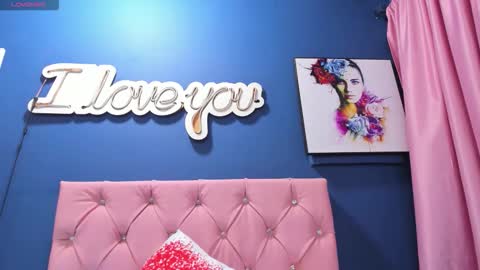 valery online show from September 28, 8:03 pm