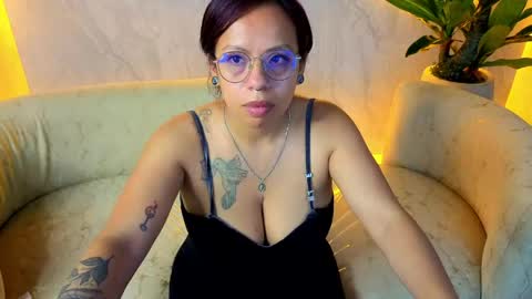 Snapshot of valerytp chatting on April 16, 9:39 pm valerytp online show from April 16, 9:39 pm