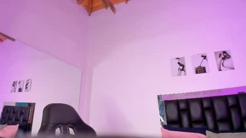 ValeryTs1 online show from June 26, 6:12 pm