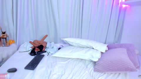 Snapshot of valerywalker7 chatting on January 15, 1:45 am Valery Walker online show from January 15, 1:45 am