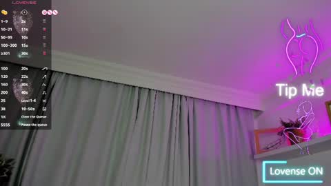 Snapshot of valerywalker7 chatting on June 15, 7:05 pm Valery Walker online show from June 15, 7:05 pm