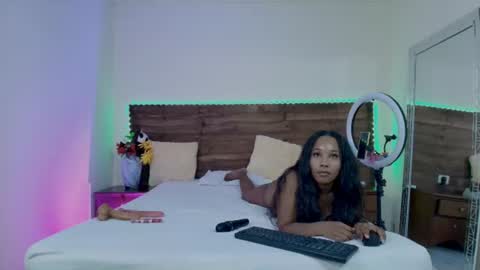 Valeska  online show from July 19, 5:33 am