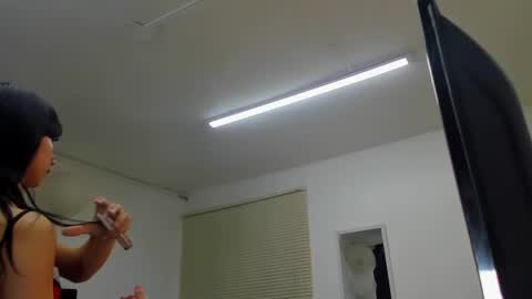 valey_nicole online show from July 12, 3:36 pm