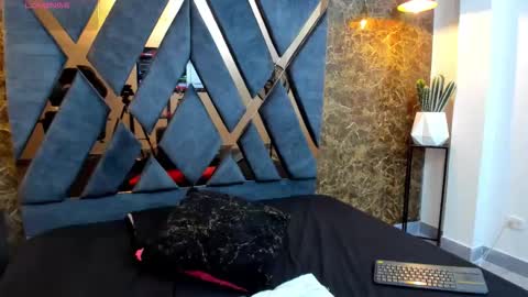 Snapshot of valka_ross chatting on November 29, 11:30 pm VALKA ROSS online show from November 29, 11:30 pm