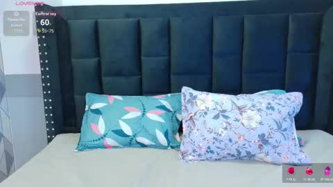 Valkiria moore  online show from March 28, 8:19 pm