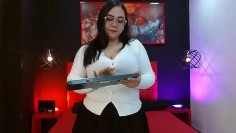 Snapshot of valkirye_ chatting on March 23, 11:25 am Valkirye online show from March 23, 11:25 am