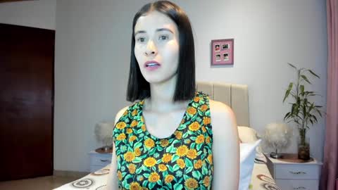 Macarena online show from January 14, 1:58 am
