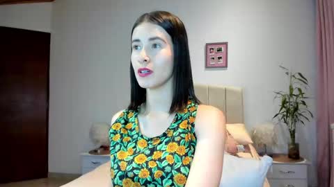 Macarena online show from March 3, 1:21 am
