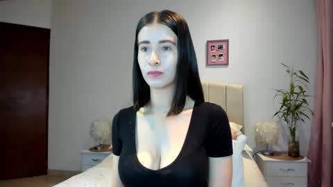 Macarena online show from March 9, 3:01 am