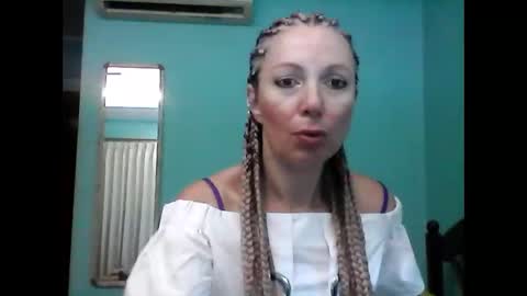 ValleriWind online show from February 6, 10:10 pm