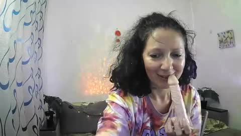Snapshot of valleriwind chatting on June 28, 5:08 pm ValleriWind online show from June 28, 5:08 pm