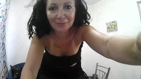 Snapshot of valleriwind chatting on July 22, 2:03 am ValleriWind online show from July 22, 2:03 am