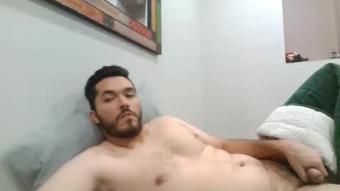 valleyboii69 online show from December 1, 3:11 am