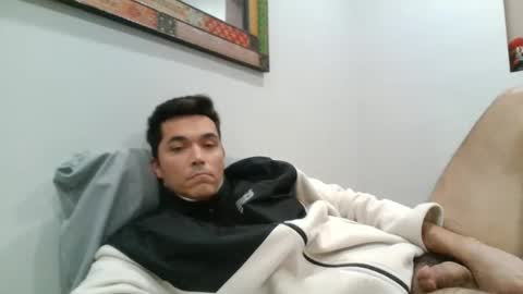 Snapshot of valleyboii69 chatting on March 6, 4:53 am valleyboii69 online show from March 6, 4:53 am