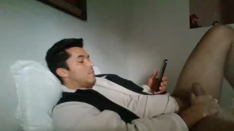 Snapshot of valleyboii69 chatting on March 10, 5:07 pm valleyboii69 online show from March 10, 5:07 pm