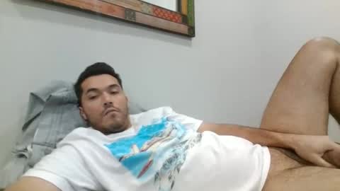 Snapshot of valleyboii69 chatting on March 18, 8:01 pm valleyboii69 online show from March 18, 8:01 pm