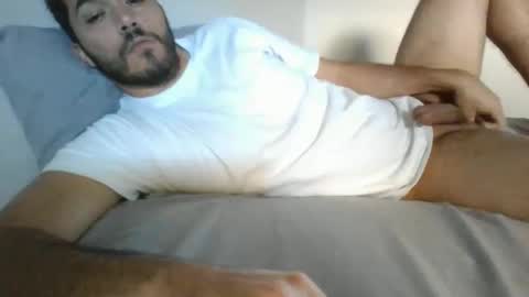 Snapshot of valleyboii69 chatting on April 7, 10:20 pm valleyboii69 online show from April 7, 10:20 pm