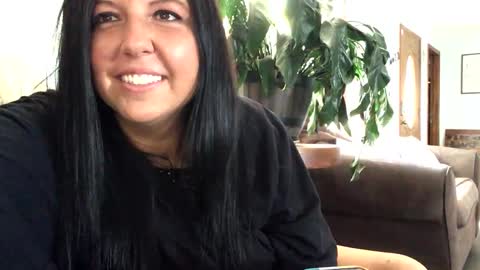 Valley online show from October 2, 3:52 pm