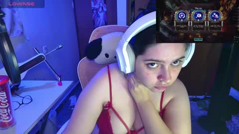 Snapshot of vallolet1_ chatting on March 5, 4:24 am Im Violet online show from March 5, 4:24 am