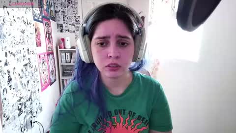 Snapshot of vallolet1_ chatting on September 22, 3:47 pm Im Violet online show from September 22, 3:47 pm