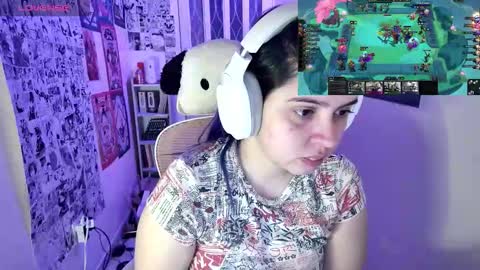 Snapshot of vallolet1_ chatting on October 10, 1:48 am Im Violet online show from October 10, 1:48 am