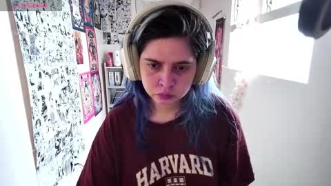 Snapshot of vallolet1_ chatting on October 12, 4:50 pm Im Violet online show from October 12, 4:50 pm