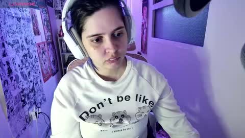 Snapshot of vallolet1_ chatting on October 18, 12:35 am Im Violet online show from October 18, 12:35 am