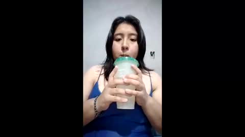 Snapshot of valm_vamps chatting on March 23, 1:53 am valm_vamps online show from March 23, 1:53 am