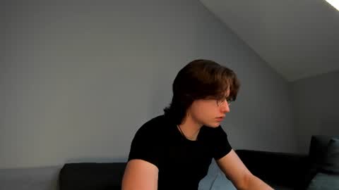 Valo online show from June 14, 11:45 am