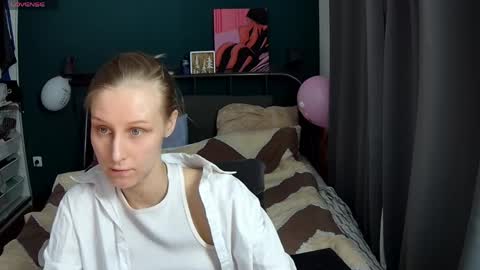 originally accaunt on cb - valorant girl   nude show - only pvt. online show from May 4, 6:37 pm
