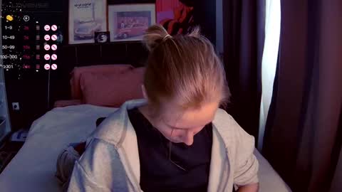 originally accaunt on cb - valorant girl   nude show - only pvt. online show from May 27, 1:41 pm