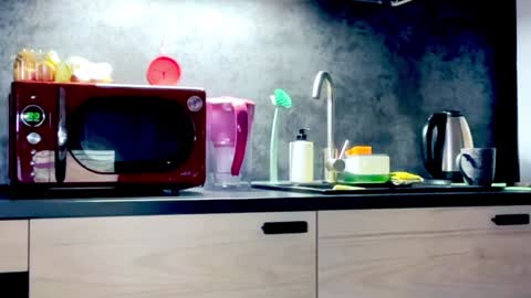 Snapshot of valorant_girl chatting on December 18, 3:33 pm Little Devil online show from December 18, 3:33 pm