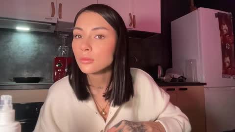 Snapshot of valorant_girl chatting on January 30, 6:21 pm Little Devil online show from January 30, 6:21 pm