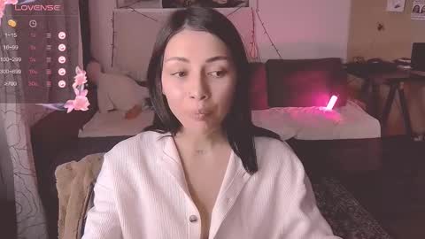 Snapshot of valorant_girl chatting on February 20, 7:30 pm Little Devil online show from February 20, 7:30 pm