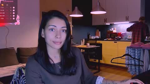 Snapshot of valorant_girl chatting on October 7, 6:27 pm Little Devil online show from October 7, 6:27 pm