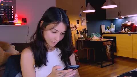 Snapshot of valorant_girl chatting on October 11, 7:01 pm Little Devil online show from October 11, 7:01 pm