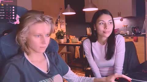 Snapshot of valorant_girl chatting on October 25, 4:35 pm Little Devil online show from October 25, 4:35 pm