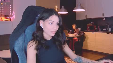 Snapshot of valorant_girl chatting on October 29, 4:20 pm Little Devil online show from October 29, 4:20 pm