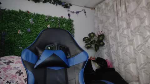valquiria_sirgun online show from June 24, 9:52 am