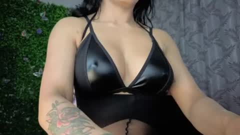 valquiria_sirgun online show from July 20, 10:39 am