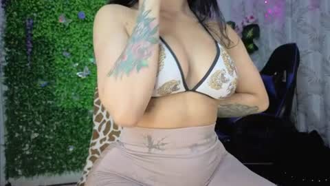 valquiria_sirgun online show from July 28, 2:13 pm