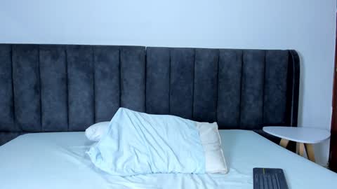 valtira nova online show from January 12, 6:39 am