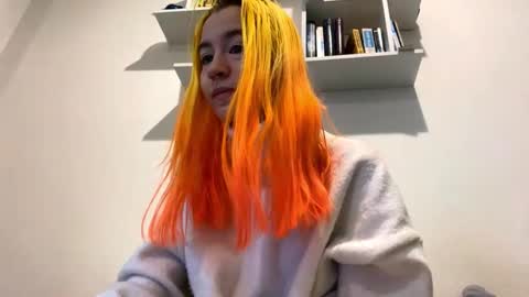 Emily online show from February 8, 7:01 am