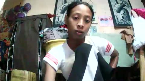 valysexyhot online show from February 11, 6:29 am